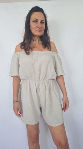 58.jpgMuślinowy kombinezon typu carmen kremowy (id: 387)