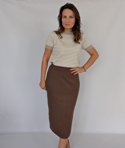 Sweter dzianinowy w paski beżowy