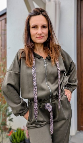 Komplet dresowy zielona oliwka