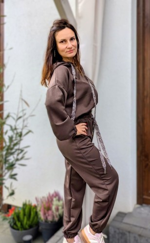 Komplet dresowy czekoladowo-brązowy
