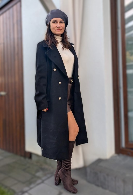 Elegancki długi płaszcz czarny