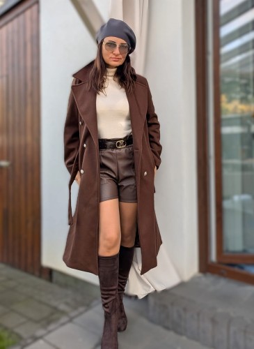 Elegancki długi płaszcz brązowy