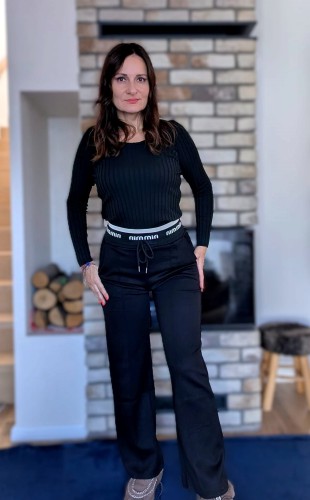 Spodnie dresowe wide leg z szerokim pasem z napisem czarne