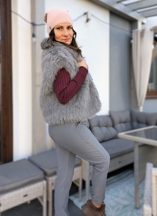 Eleganckie spodnie jogger z wysokim stanem szare