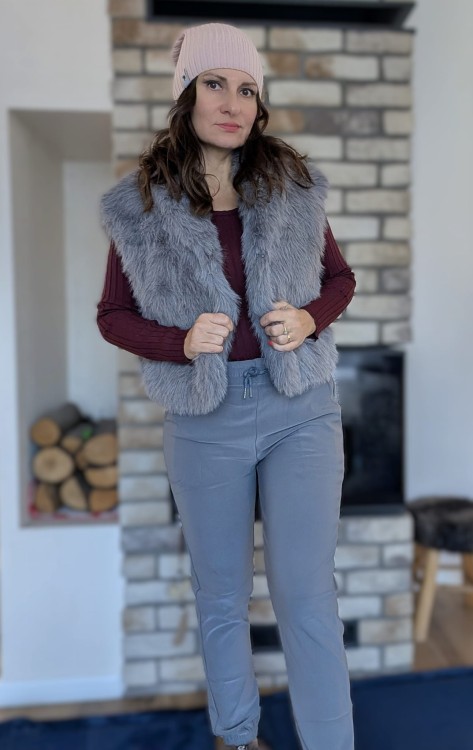 Eleganckie spodnie jogger z wysokim stanem szare