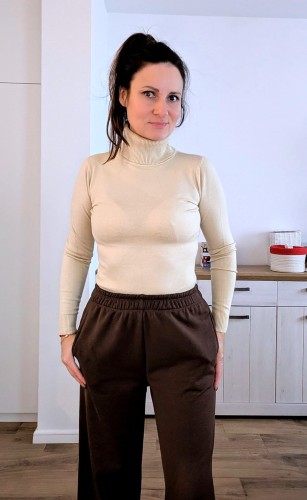 Bazowy Golf Damski z Wiskozą beżowy ciepły (id: 610)