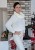 Sweter z efektownym golfem ecru, kremowy