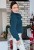 Sweter z efektownym golfem niebieski