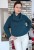 Sweter z efektownym golfem niebieski