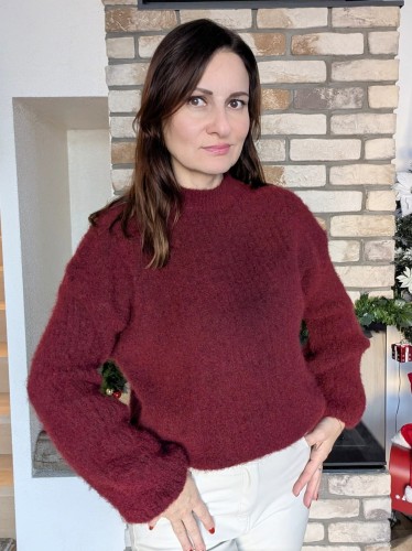 Sweter ciepło i styl na zimowe dni z szerokim rękawem BORDOWY