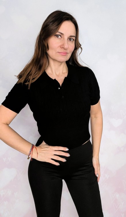 Sweter dzianinowy z kołnierzykiem czarny