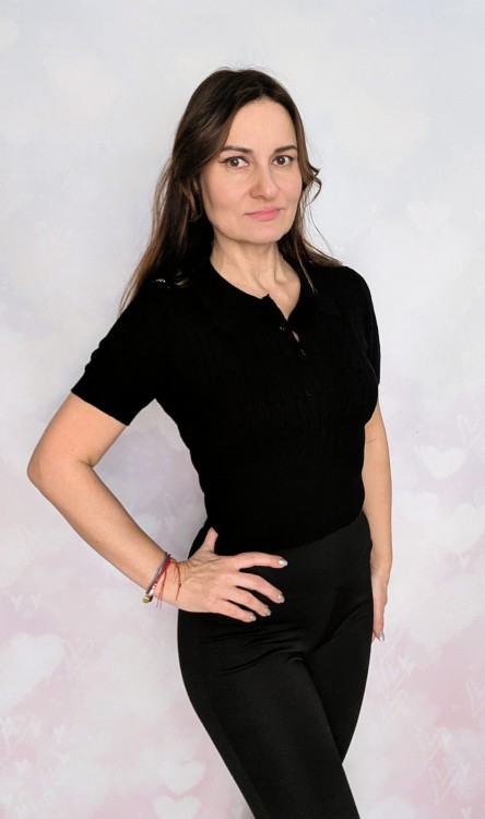 Sweter dzianinowy z kołnierzykiem czarny