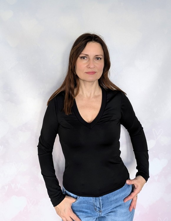 Elegancka bluzka z dekoltem V, pastelowa kolekcja- czarna