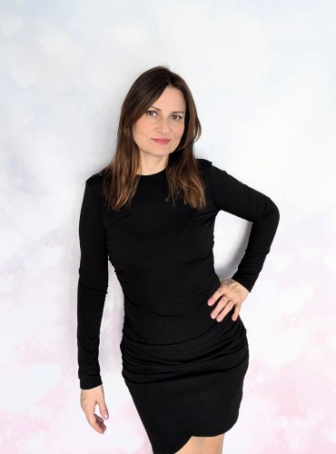 Sukienka prążkowana z przekładanym dołem czarna