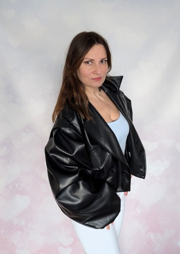 Kurtka oversize z ekoskóry czarna