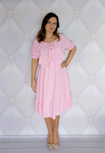 Sukienka z falbankami-romantyczna i stylowa jasno - różowa