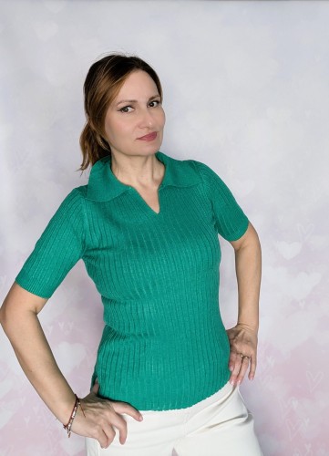 Elegancki prążkowany top z kołnierzykiem S/M zielony- luksusowa dzianinowa mieszanka