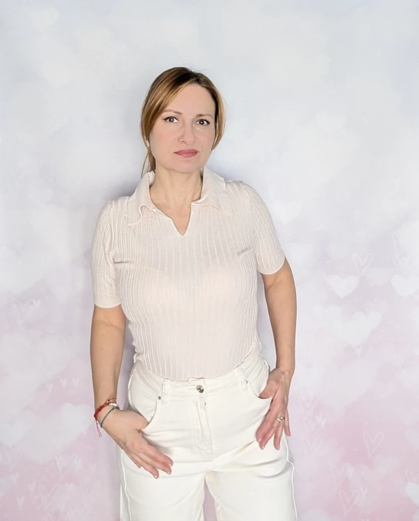 Elegancki prążkowany top z kołnierzykiem S/M jasny beż- luksusowa dzianinowa mieszanka
