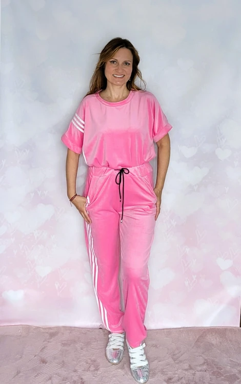 Welurowy komplet z wiskozy- dres sport-chic różowy